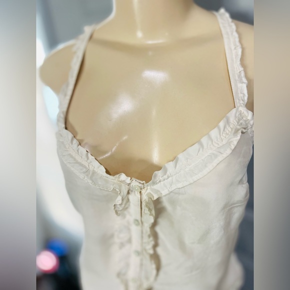Abercrombie & fitch New York  100% silk top size small in a cream ivory color - Picture 6 of 10